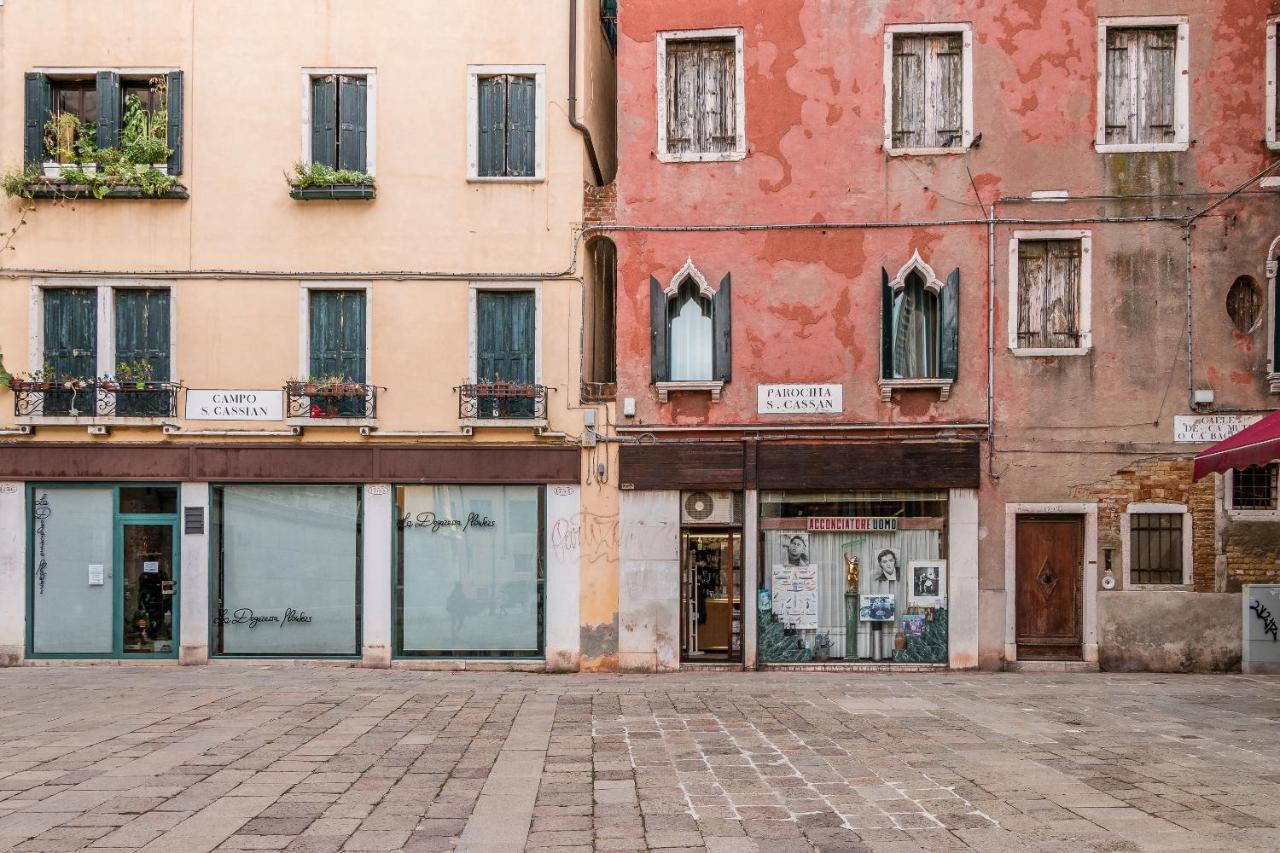 Family Colours Close To @Rialto Mercato Venedig Eksteriør billede